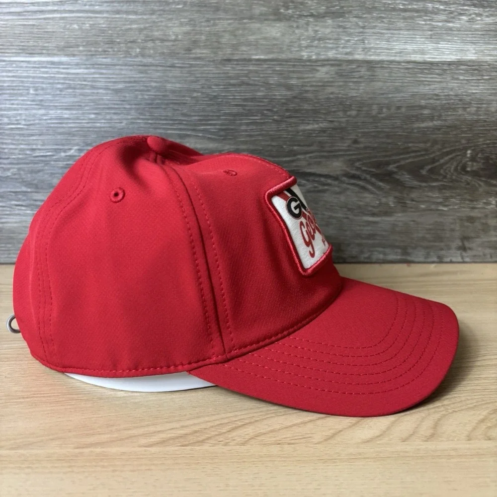 Georgia‎ Bulldogs Hat Cap Strap Back Red Embroidered Adjustable NWT